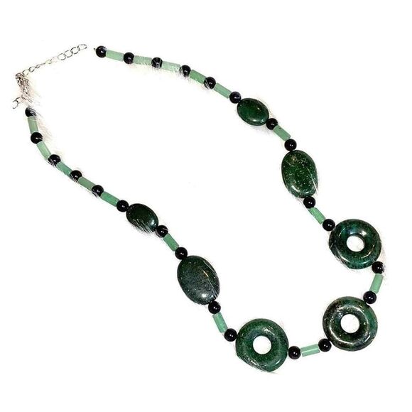 Genuine Malachite And Chrysocolla Hand Carved Necklace Green Natural Stone - Picture 1 of 4